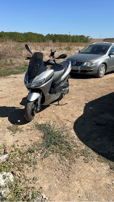 Aprilia SXR 50 an 2023