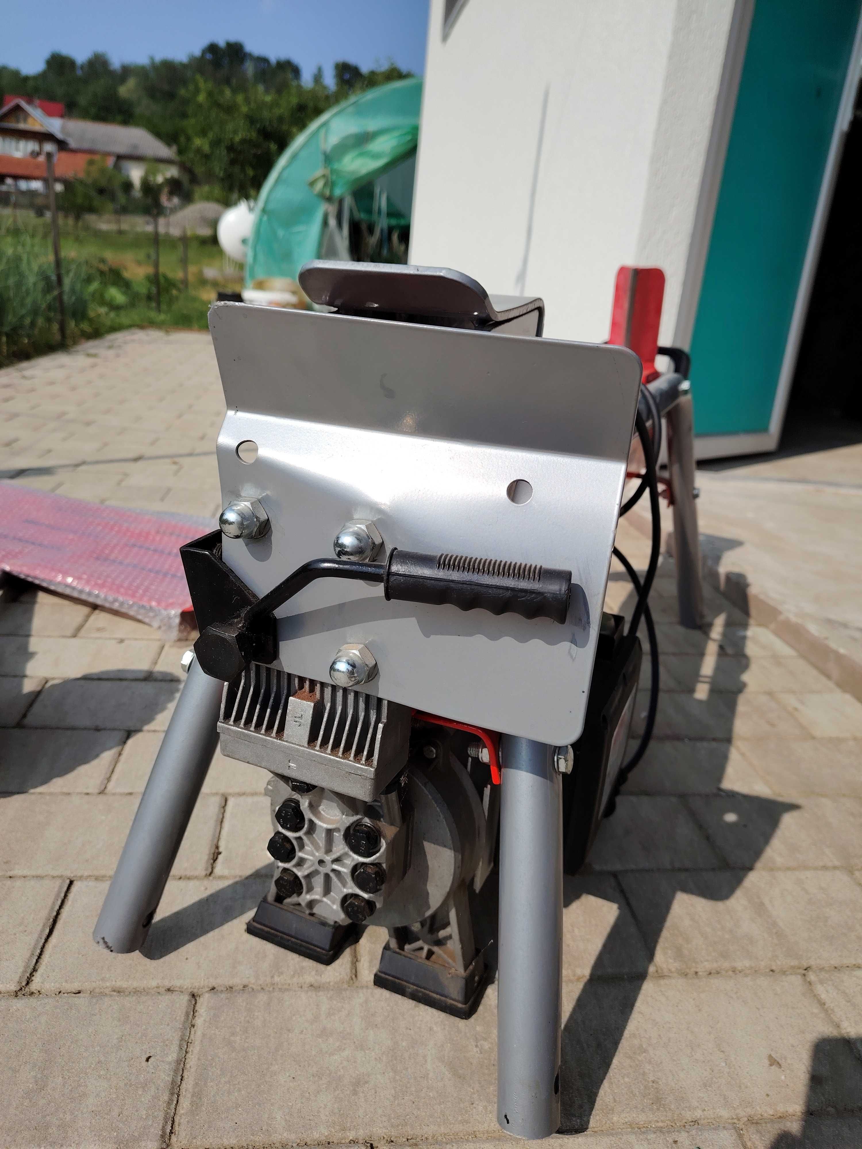Despicator Spargator Lemne Hecht 676