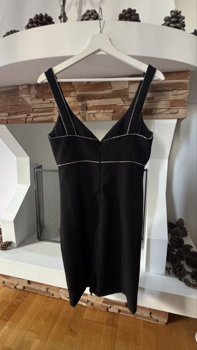 Елегантна рокля MORGAN, размер 36 – черна с камъни