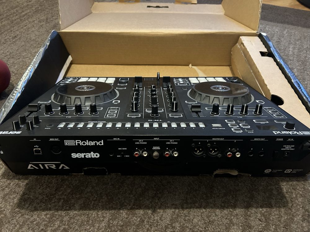 Consola dj roland serato dj505