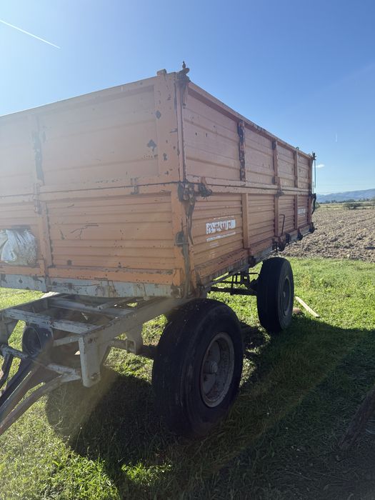 Tractor case si utilaje de vvanzare