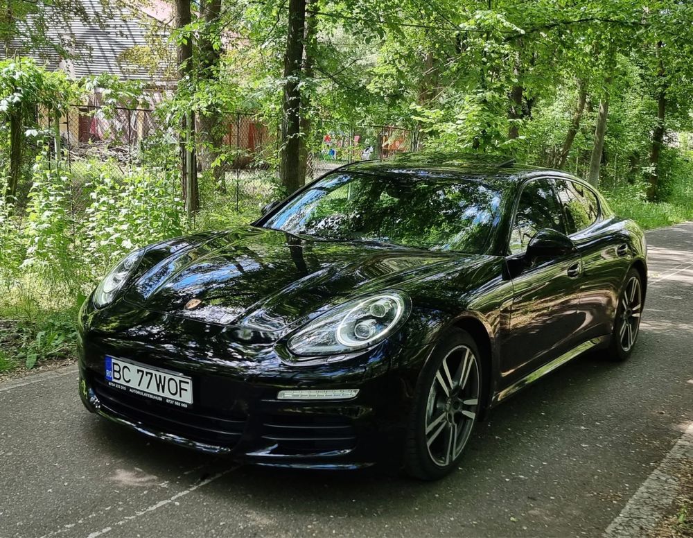 Porsche Panamera Schimb cu Bitcoin sau Ethereum