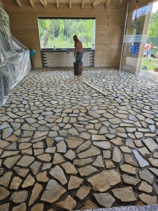 Piatra naturala la comanda