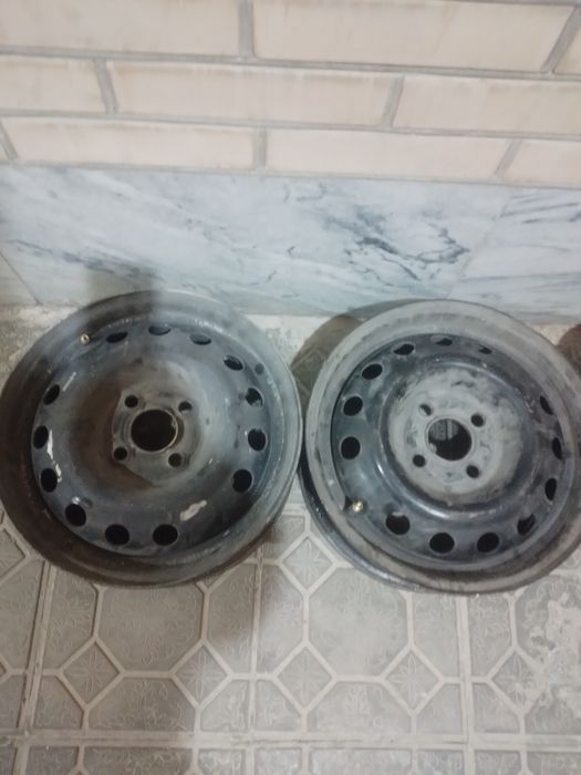 Диска 14 сотилади