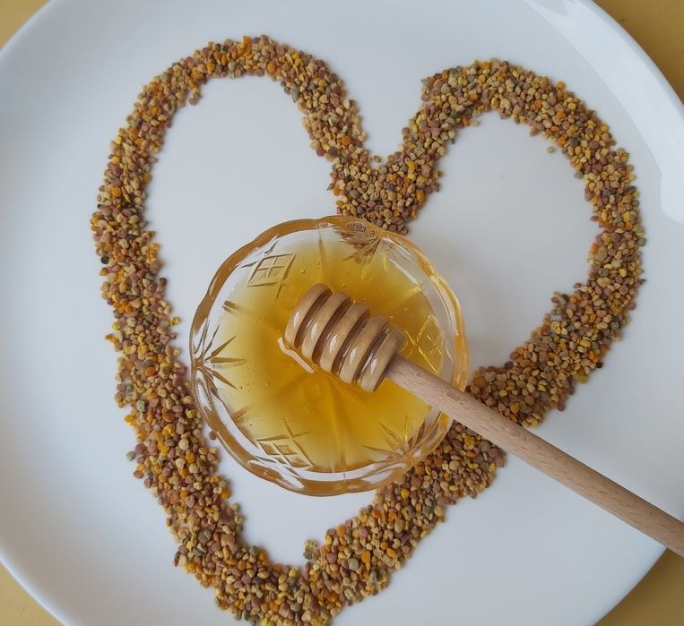 Пчелен мед букет