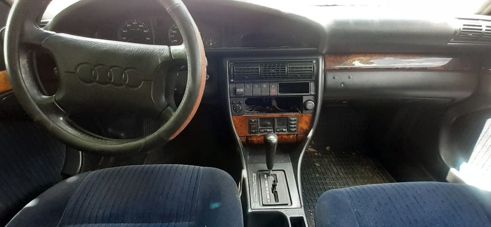 Audi 100 v6 2.8 avtomat na chasti