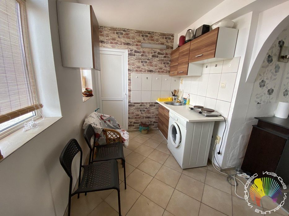 Дава се под наем Едностаен апартамент в Бургас, Център - 60 кв.м за 336.6 € - Снимка #4