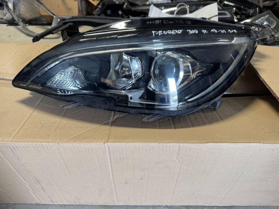 Far stanga Peugeot 308 FACELIFT 2017/2018/2019/2020/2021