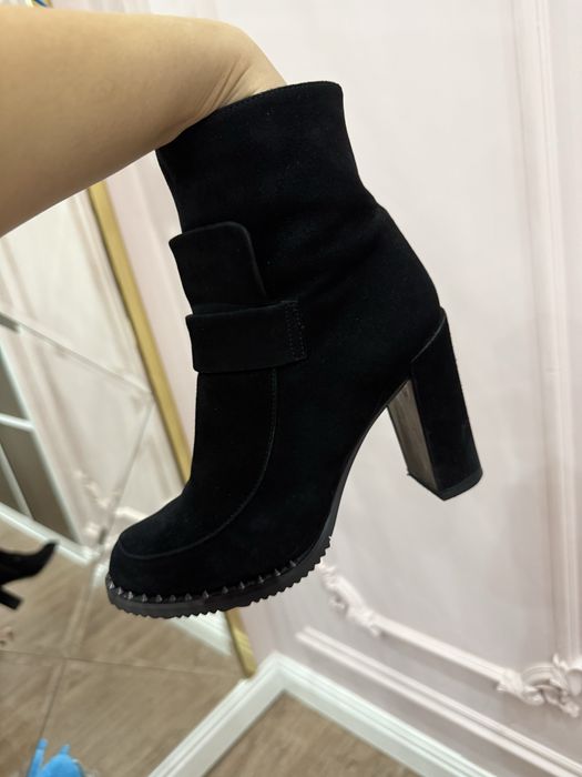 Ботильоны зимние фирмы Саша Фабиани.Почти новые