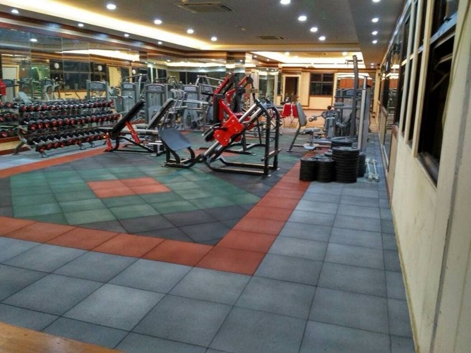 Резиновые плитки и резиновые покрытия