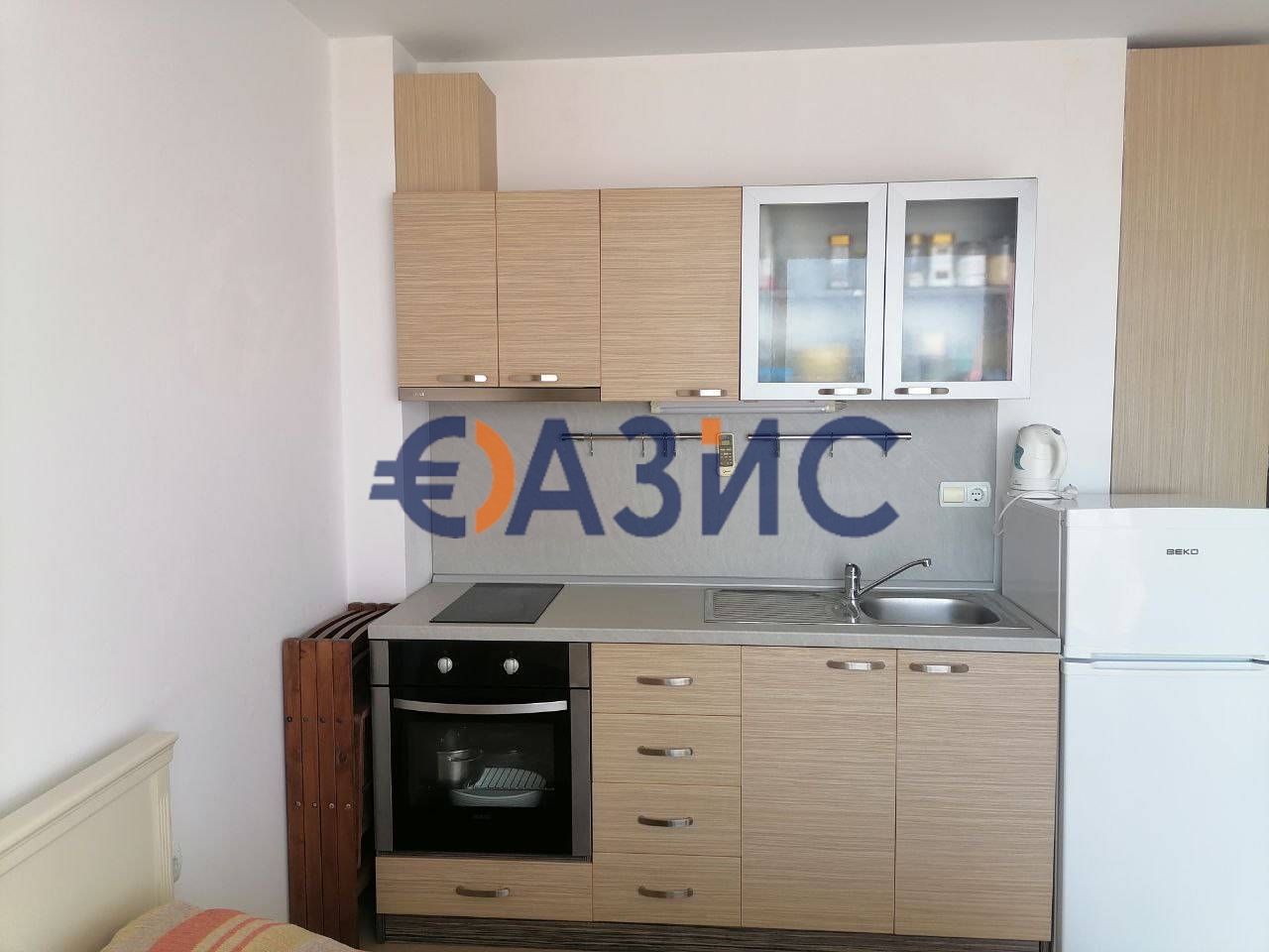 Продава се Едностаен апартамент в Несебър - 33 кв.м за 1849 €/кв.м - Снимка #4