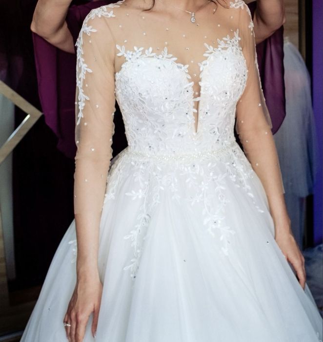 Vand rochie mireasa