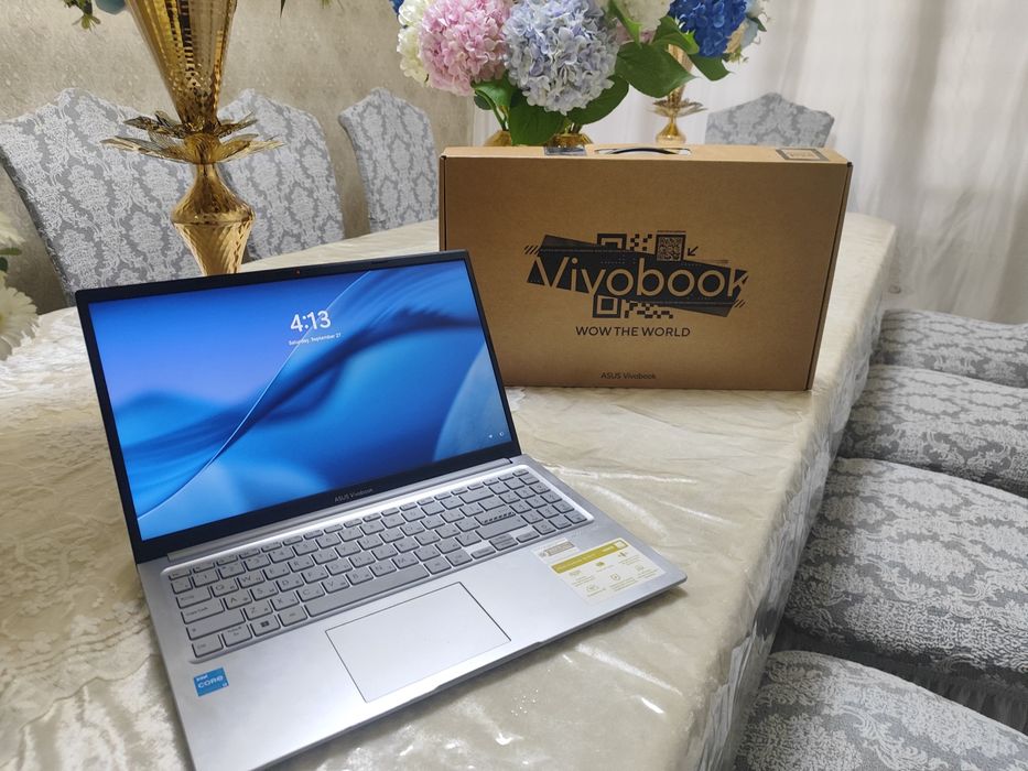 Asus Vivobook X1504VA
