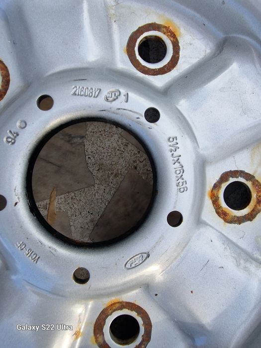 Ford бусови 15 цола и 16 цола 51/2 и 61/2J Перфектно състояние