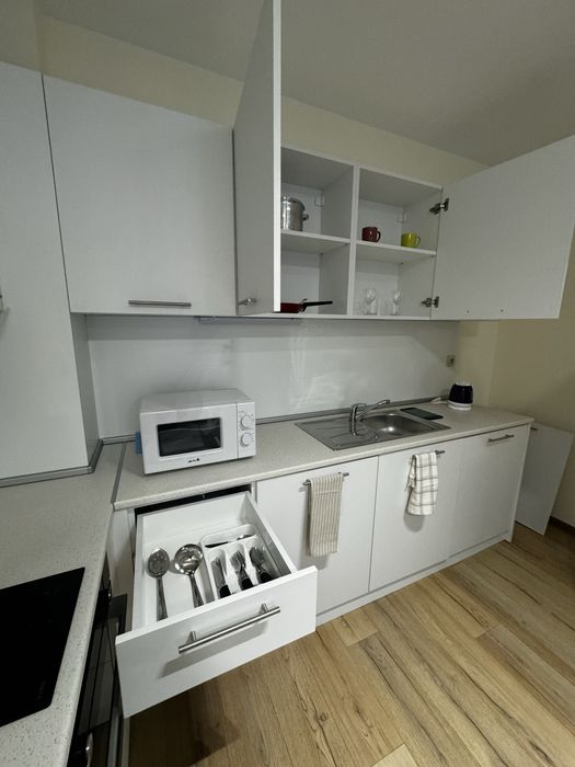 Дава се под наем Двустаен апартамент в Варна, м-т Зеленика - 73 кв.м за 600 € - Снимка #2