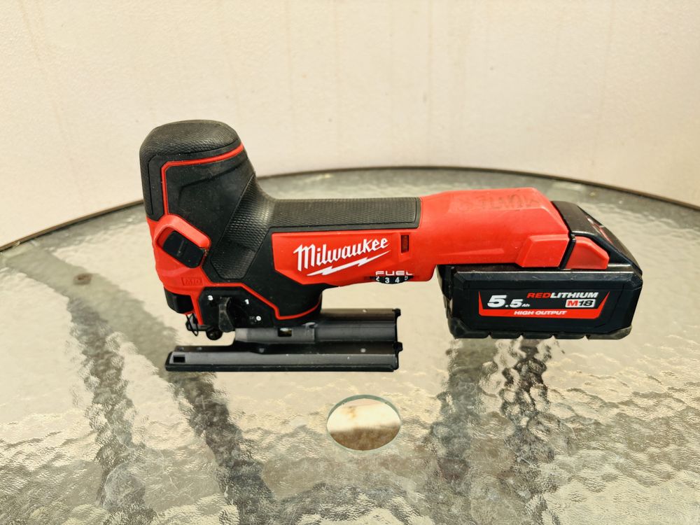 Pendular Milwaukee M18 FBJS