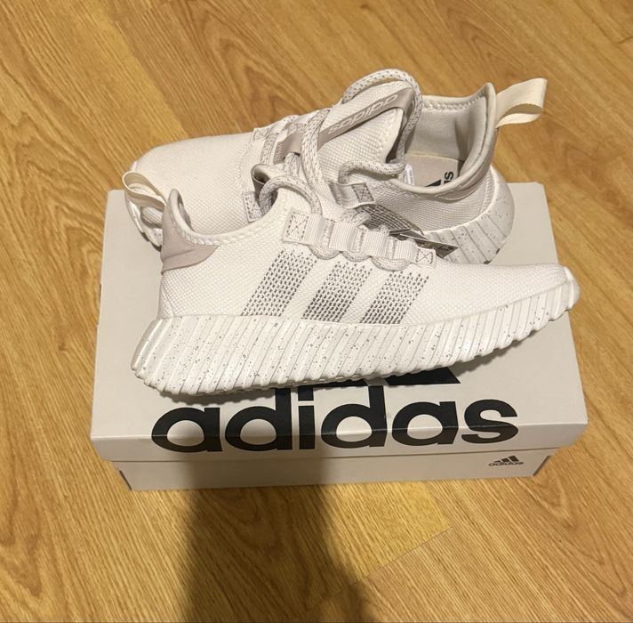 Adidas маратонки