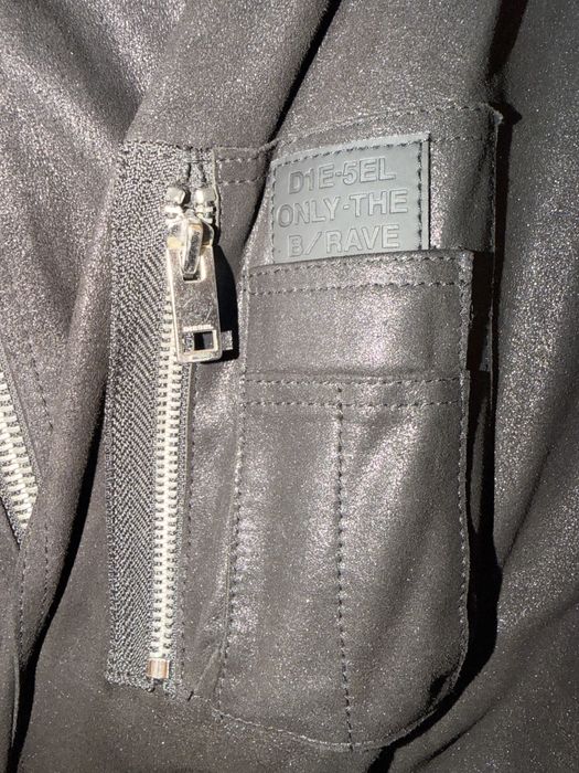 Оригинално кожено яке DIESEL размер L ново