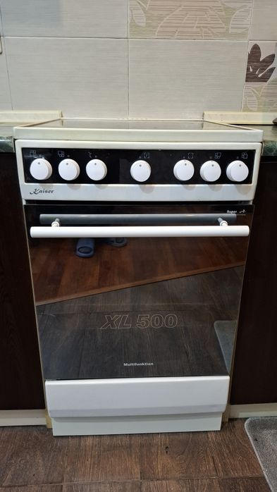 Плита Kaiser  Рабочая сенсорная в Астане