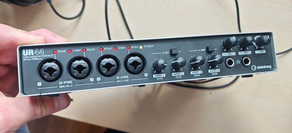 Placă de sunet Steinberg UR 44