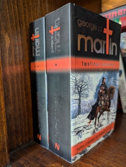 Carte Festinul Ciorilor - George RR Martin