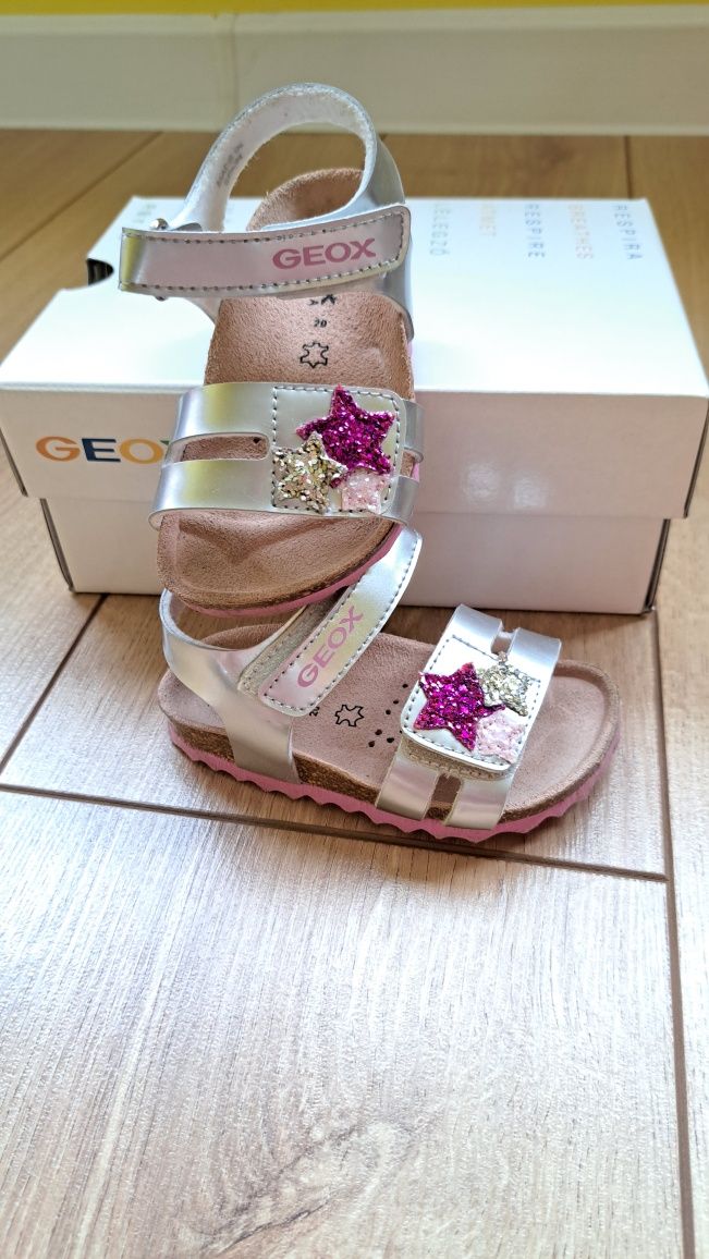 Сандали GEOX за момиченце