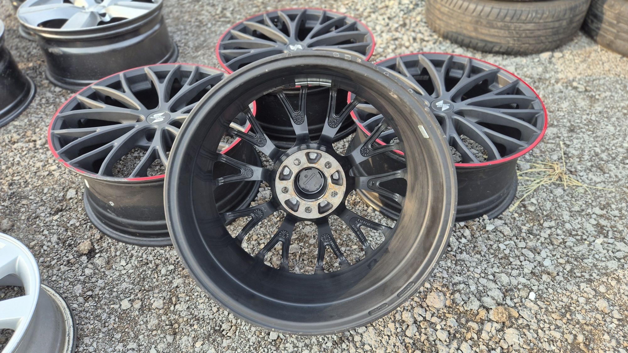 Джанни EtaBeta 5/114.3 Toyota,Nissan,Honda 5x114.3

Употребявани, Шуме