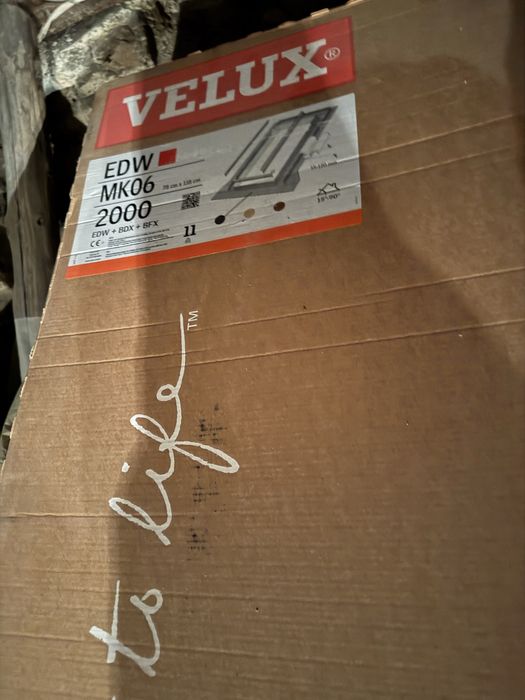 3 buc.Ferestre Velux solar GGL MK06 78x118cm +rame etansare NOI
