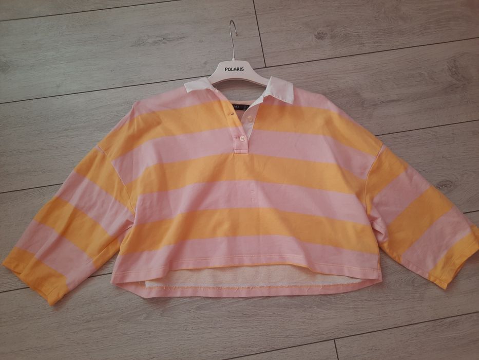 Tricou scurt Bershka