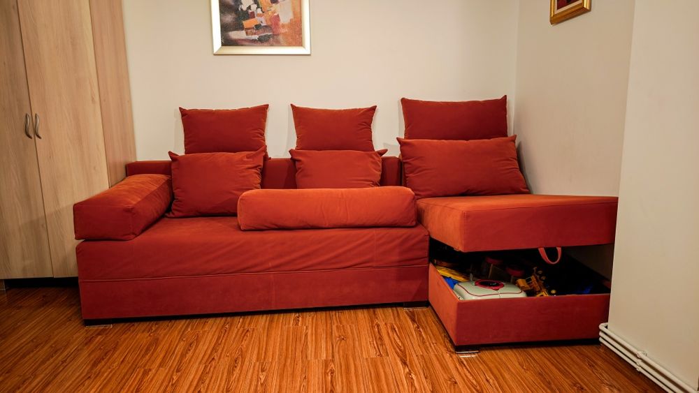 Canapea living, extensibilă, 2 spații depozitare 1 cu piston pneumatic