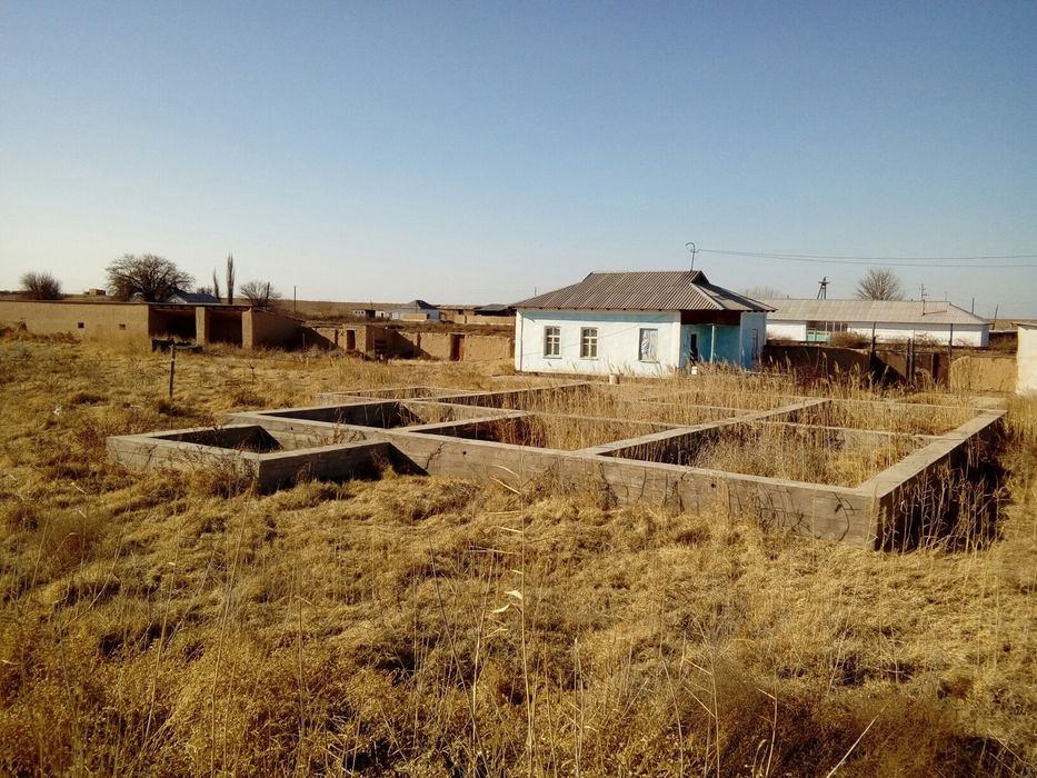 Продаётся дом с участком 60 соток. Уй сатылады