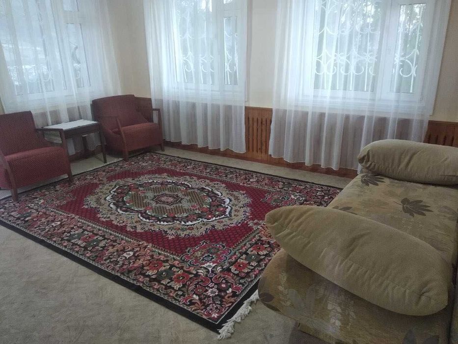 Продаётся дача в Чарваке, Бустонлик р-н 13,75 соток