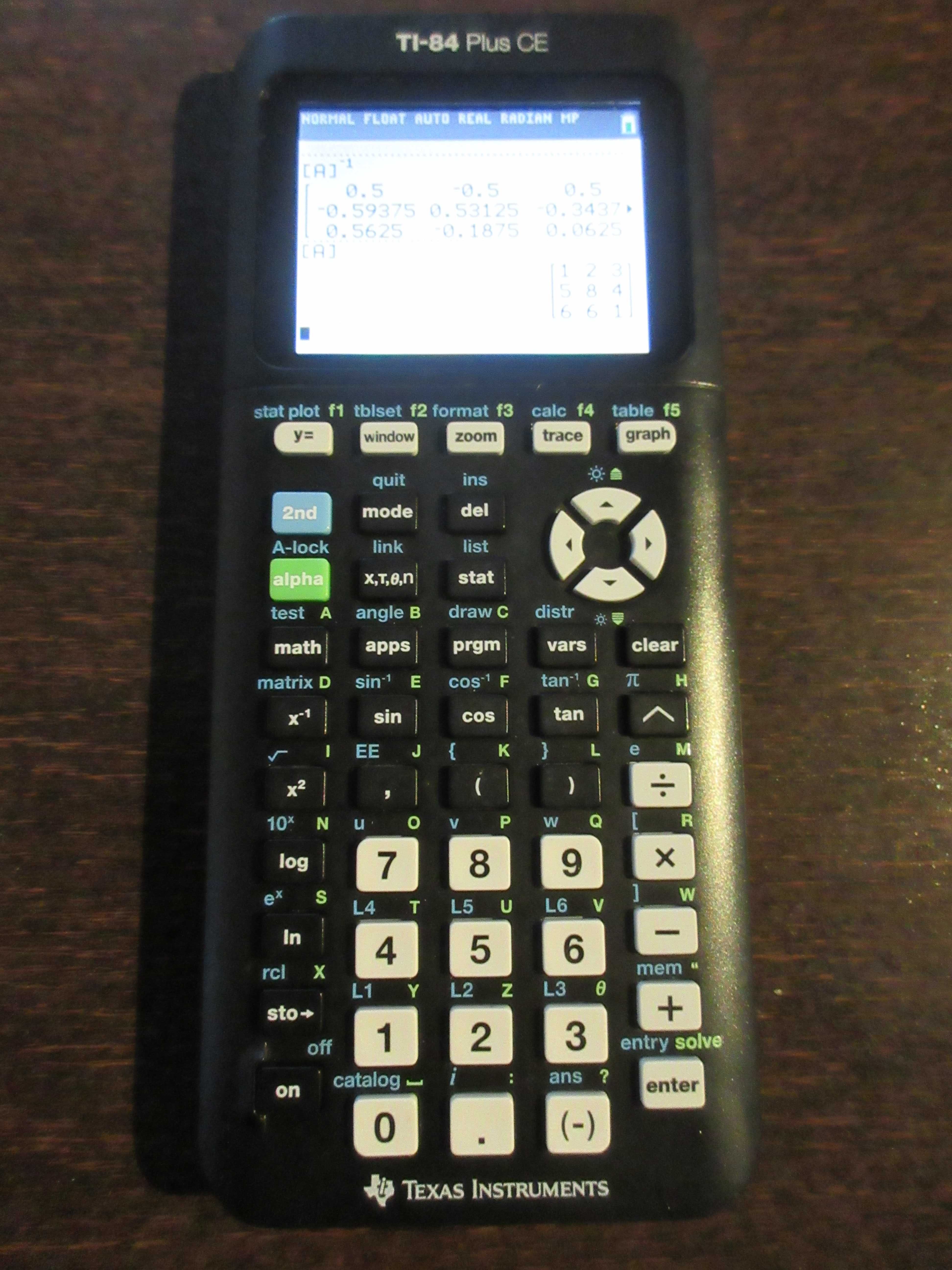 Графичен калкулатор Texas Instruments TI-84 Plus CE