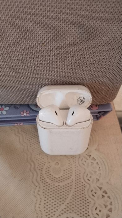 Продам беспроводные наушники.