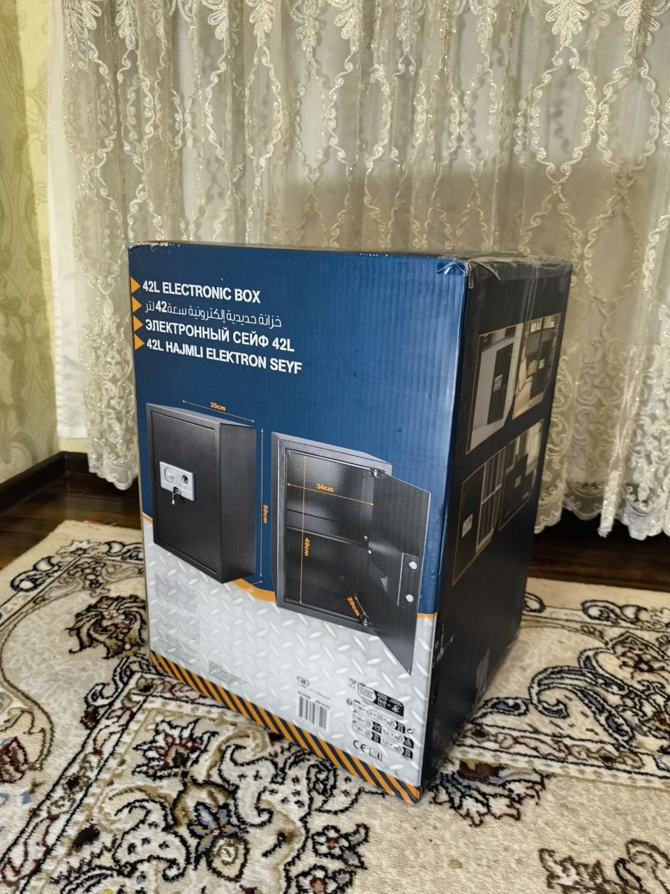 Новый сейф,с отпечатком, паролем и замком