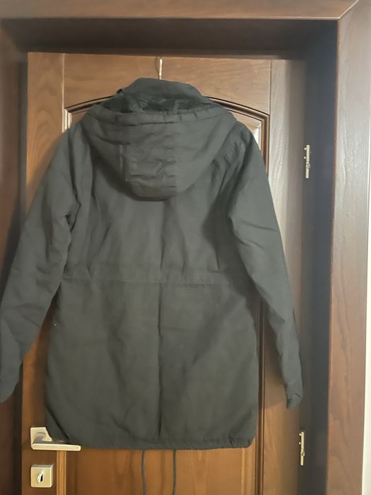 Geacă de damă ,marimea medium