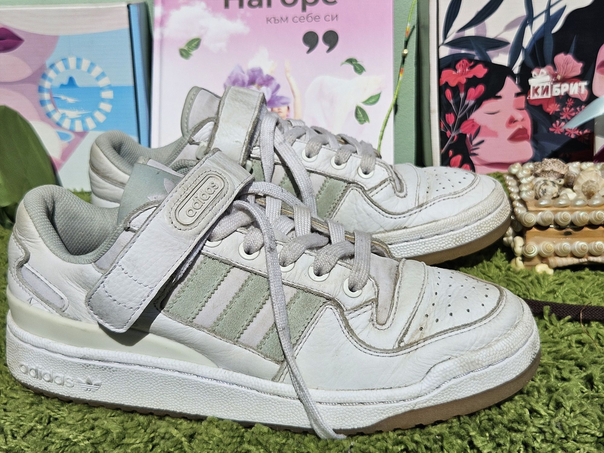 Adidas Ivy Park x Forum Low кецове N40