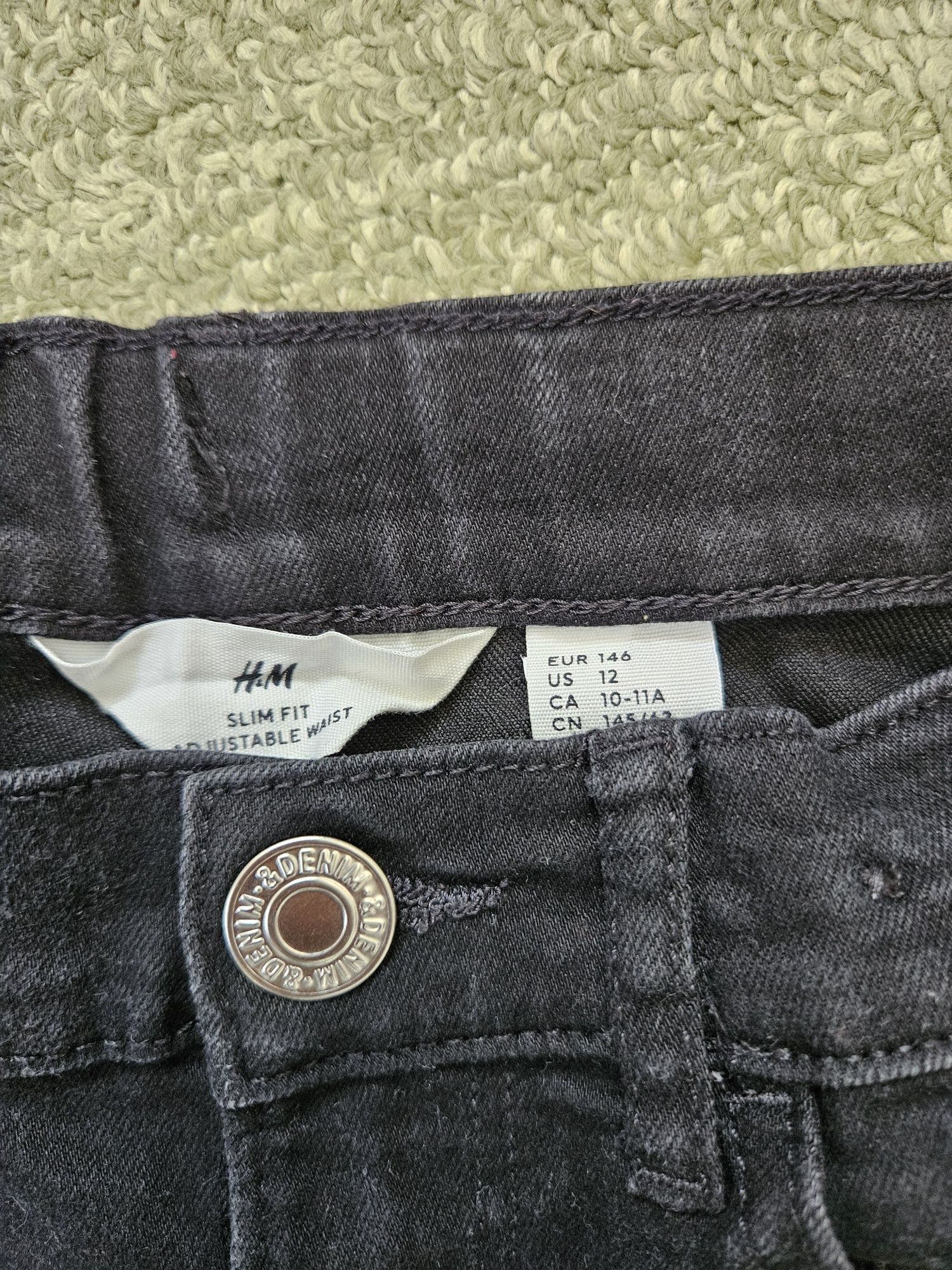 Blugi și pantaloni negri H&M 146