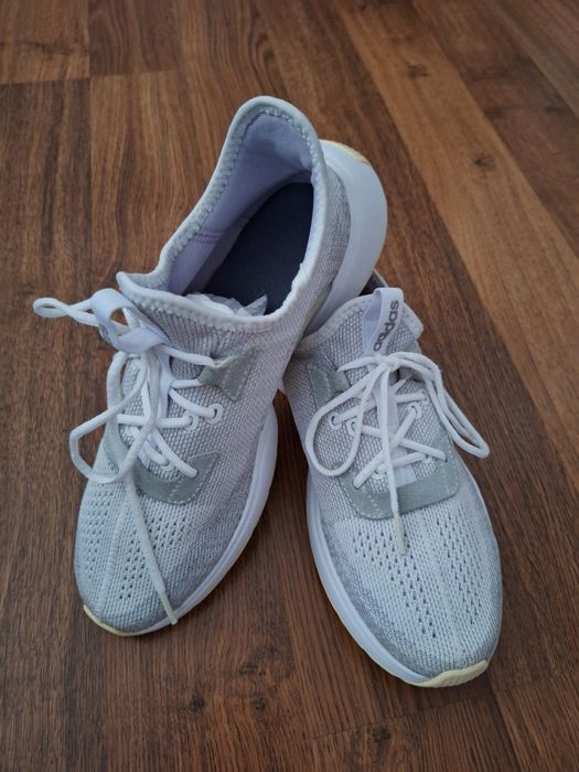 Маратонки Adidas