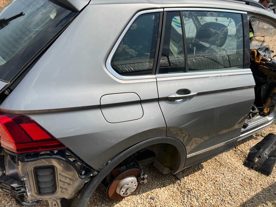 Lonjeron prag lateral aripa spate panou spate oala Volkswagen Tiguan