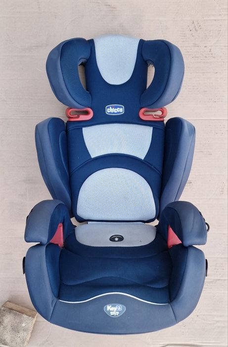 Детское кресло chicco 15-36 кг