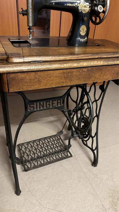 Masina de cusut Singer vintage