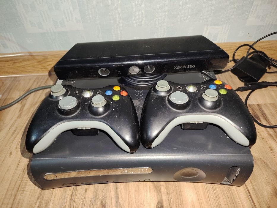 XBOX 360 с играми