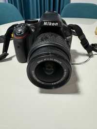 Camera foto Nikon D5200 cu obiectiv 18-55