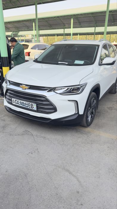 Tracker Premier sotiladi