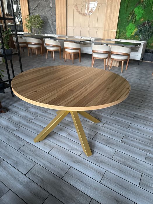 Restoran uchun mebel