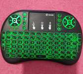 Tastatura Iluminata Wireless cu acumulator și încarcator micro USB
