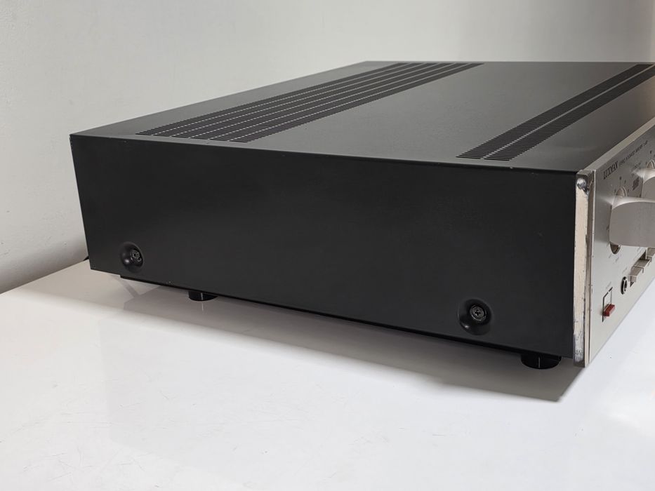Luxman L-410 stereo integrated amplifier