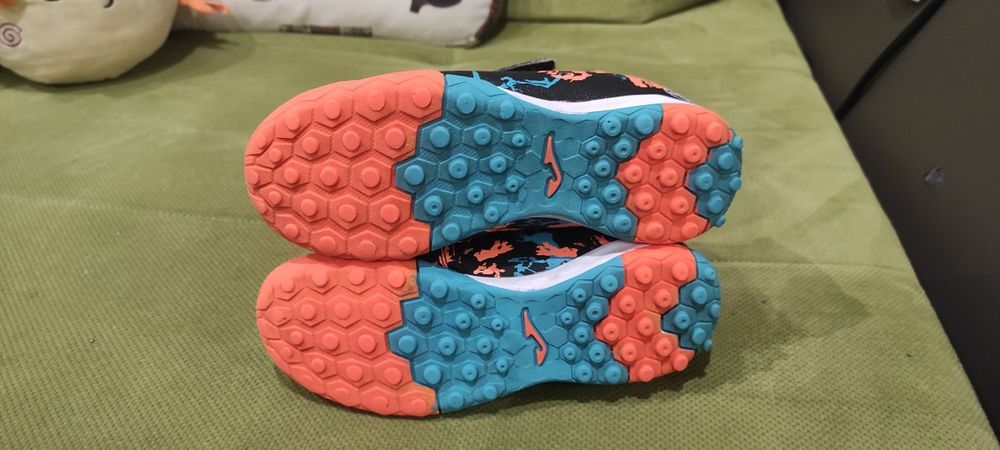 Футболни обувки за деца 33 номер