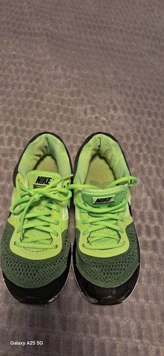 Adidasi Nike dama mărimea 39